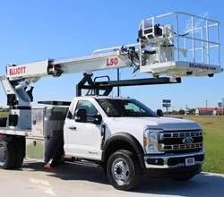2025 Elliott L50 MOUNTED ON 2025 FORD F600