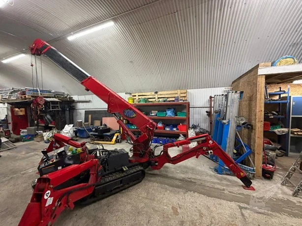 2007 Unic SPYDERCRANE URW295C