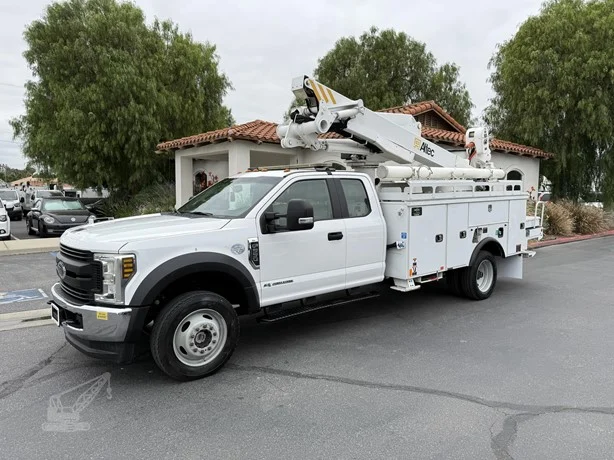 2019 ALTEC AT41M MOUNTED ON 2019 FORD F550