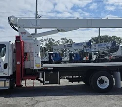 2025 Elliott 1870 MOUNTED ON 2026 FREIGHTLINER BUSINESS CLASS M2 106