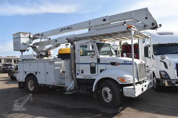 2007 LIFT-ALL LOM55-2MS MOUNTED ON 2007 PETERBILT 335