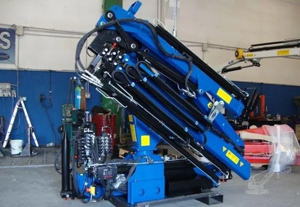 2025 DALL’AGLIO NEWCRANES DN 8.7