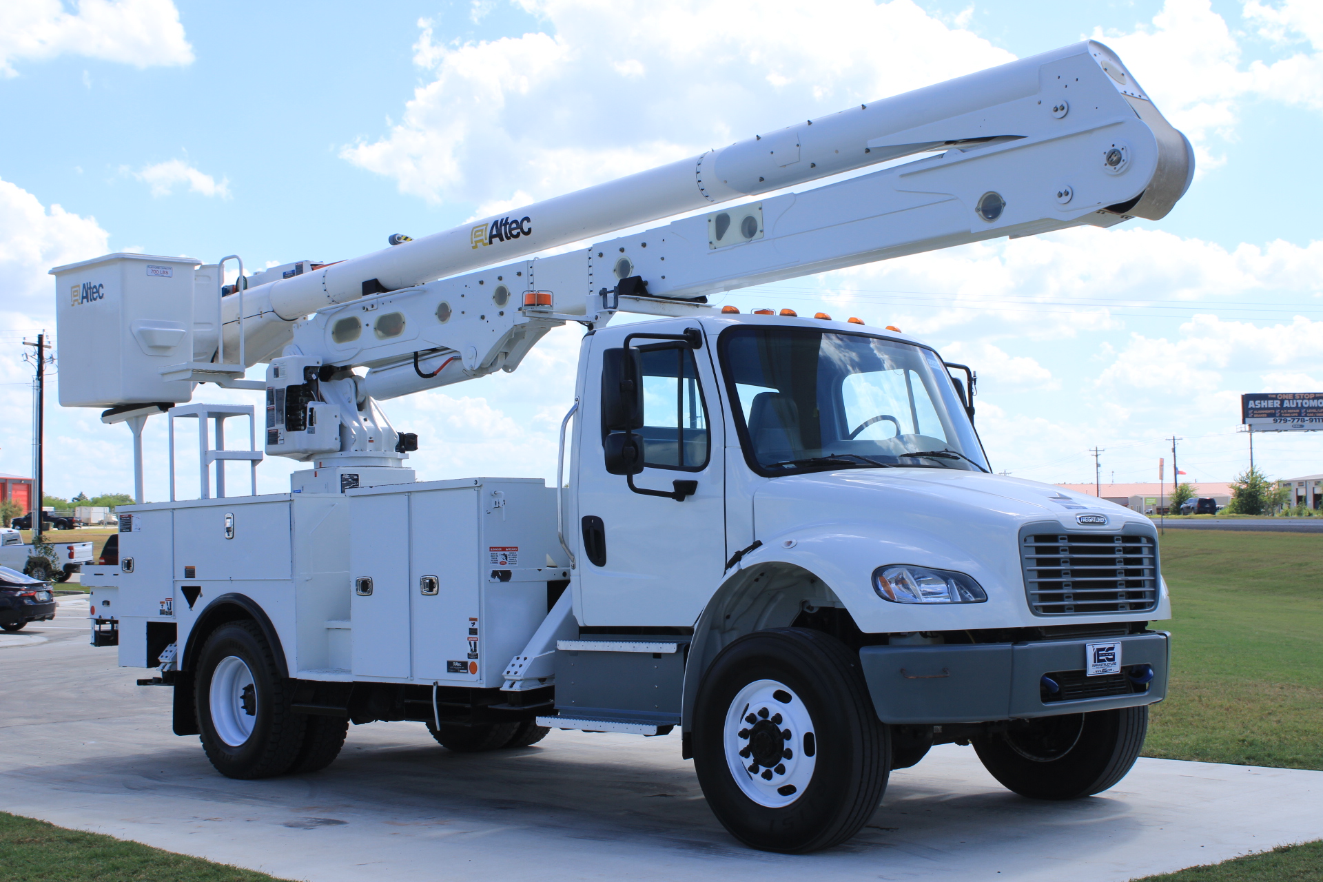 2021 Altec AA55-MH