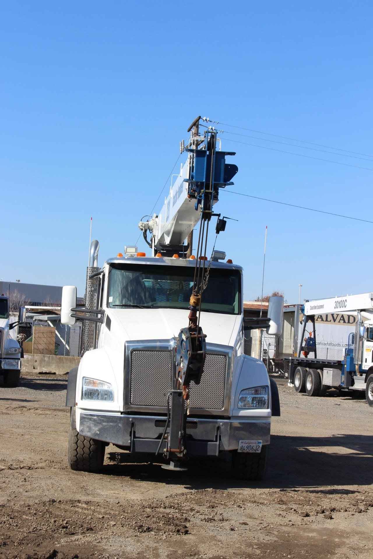 2023 Manitex 3051T
