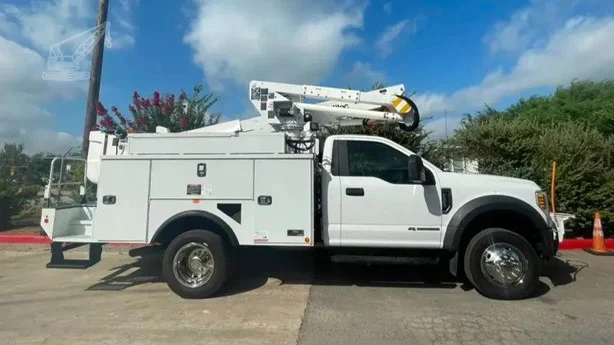 2019 ALTEC AT37G MOUNTED ON 2019 FORD F550 SD XL