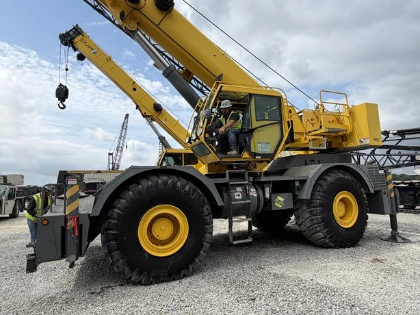 2014 GROVE RT770E