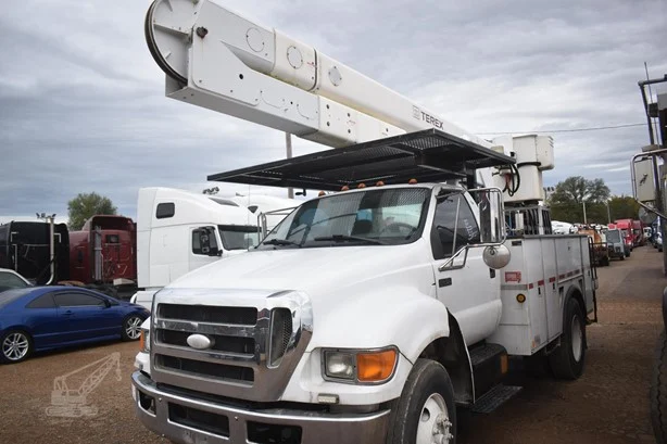 2009 TEREX HI RANGER LT 40 MOUNTED ON 2009 FORD F750 XL
