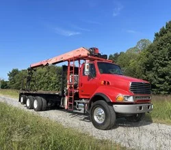 2005 Fassi F250SE.22 MOUNTED ON 2005 STERLING L9500