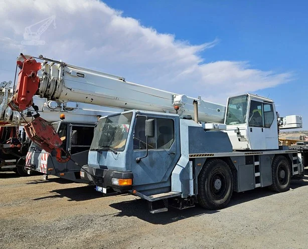 2000 LIEBHERR LTM1030-2