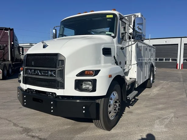 2025 Stellar 12630 MOUNTED ON 2025 MACK MD7