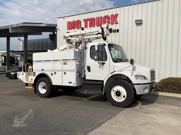2014 ALTEC AT37G MOUNTED ON 2014 FREIGHTLINER BUSINESS CLASS M2 106