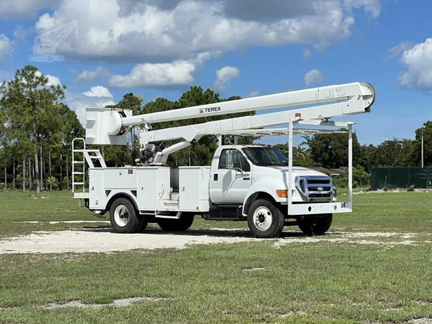 2007 HI RANGER 5FC55 MOUNTED ON 2007 FORD F750 SD