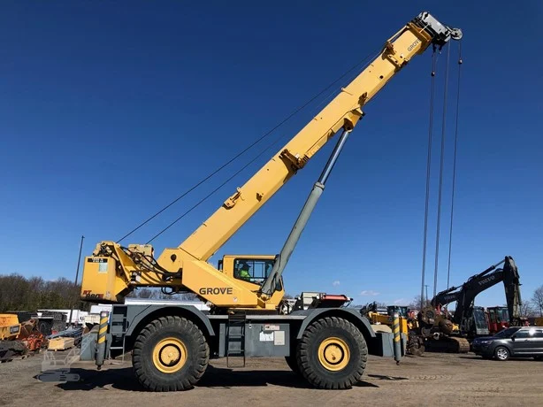 2009 GROVE RT880E