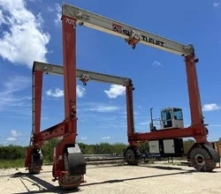 2015 Shuttlelift DB70