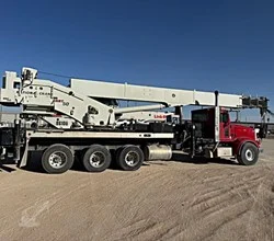 2009 National NBT50 MOUNTED ON 2009 PETERBILT 367