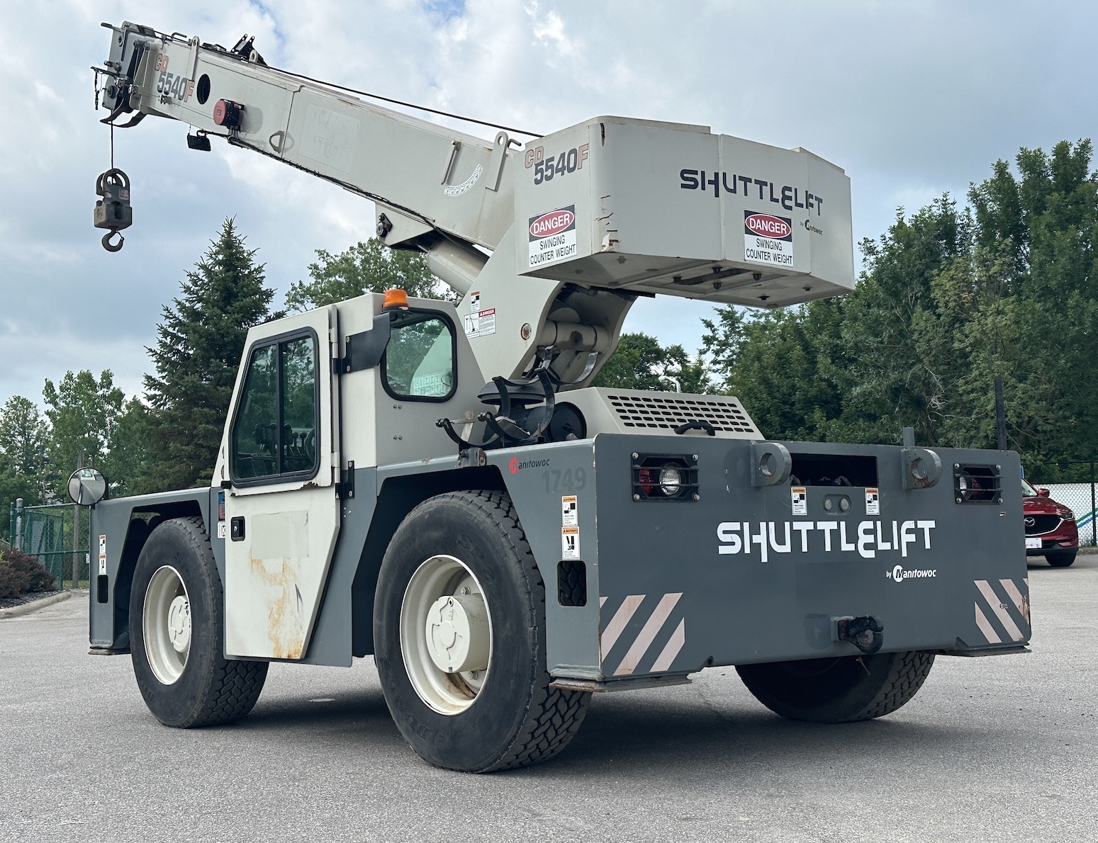 2016 Shuttlelift CD5540F