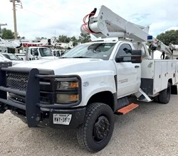 2019 ETI ETCMH37IH MOUNTED ON 2019 CHEVROLET SILVERADO 6500HD