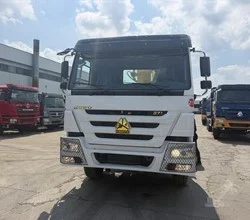 2025 XCMG 12T MOUNTED ON 2023 SINOTRUK HOWO 371
