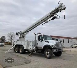 2013 Altec D3060BTR MOUNTED ON 2013 INTERNATIONAL WORKSTAR 7400