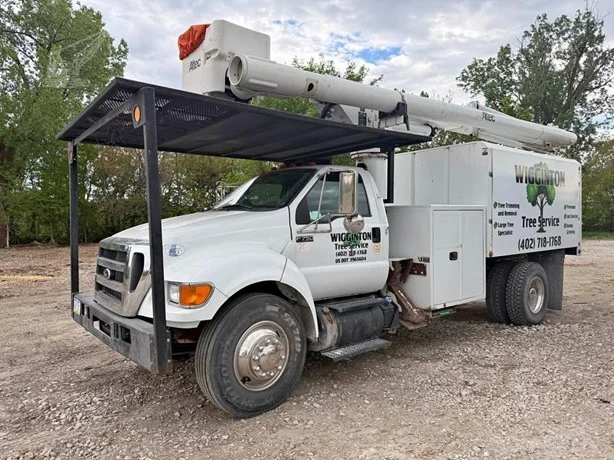 2013 ALTEC LR756 FM MOUNTED ON 2013 FORD F750
