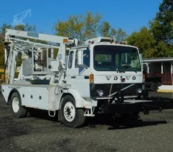 1985 SVABO-LIFTEN FL614 MOUNTED ON 1985 VOLVO F614