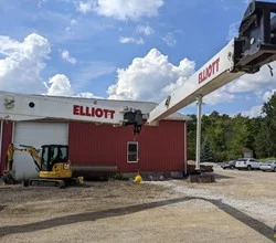 2018 Elliott 45127R MOUNTED ON FREIGHTLINER FL106