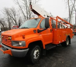 2009 Versalift VO29I MOUNTED ON 2009 GMC TOPKICK C4500