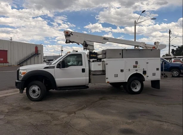 2012 Altec AT200A MOUNTED ON 2012 FORD F450 XL Bucket Trucks / Service Trucks for Sale