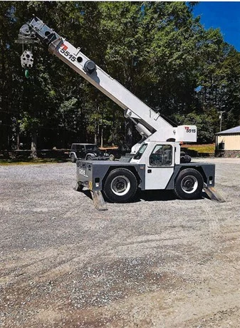 2012 GROVE YB5515