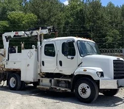 2014 IMT 425AT MOUNTED ON 2014 FREIGHTLINER 108SD