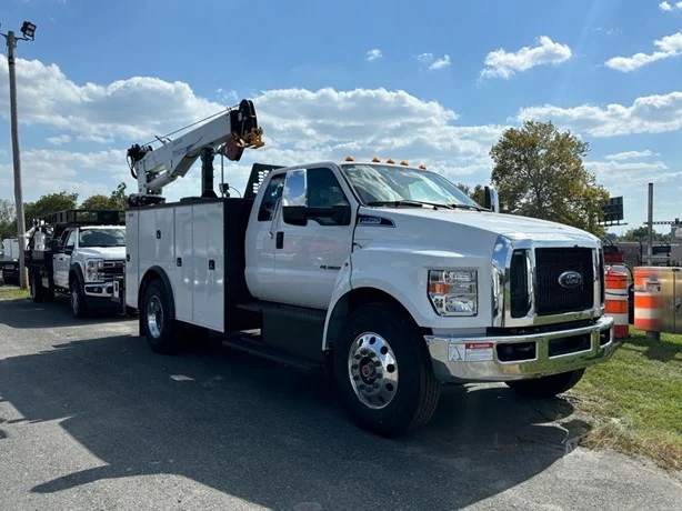2025 STELLAR 12621 MOUNTED ON 2025 FORD F750