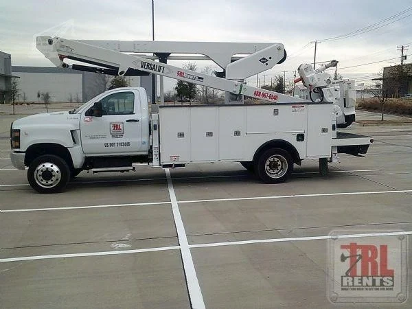 2023 Versalift VST52MHI MOUNTED ON 2023 CHEVROLET SILVERADO 6500HD