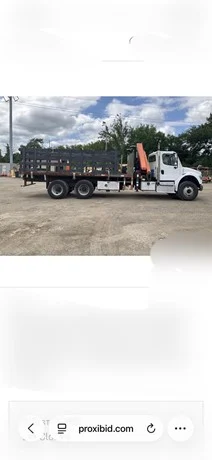 2013 Palfinger PK18002EH MOUNTED ON 2013 FREIGHTLINER BUSINESS CLASS M2 106