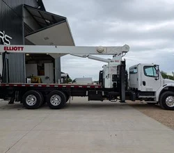 2020 Elliott 1870F MOUNTED ON FREIGHTLINER BUSINESS CLASS M2 106