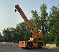 2020 Broderson IC400-3A
