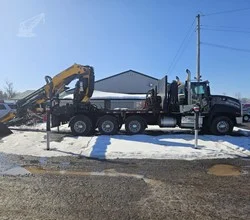 2020 Copma 650.4 MOUNTED ON 2015 CATERPILLAR CT660L
