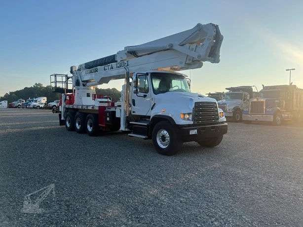 2018 Versalift CTA-130-I MOUNTED ON 2018 FREIGHTLINER 114SD