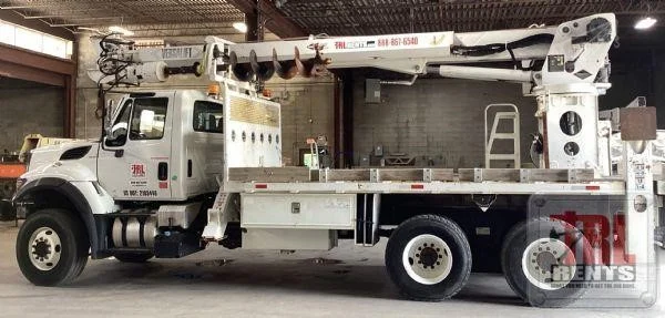 2019 VERSALIFT TMD4060T MOUNTED ON 2019 INTERNATIONAL WORKSTAR 7400