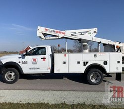 2018 Versalift SST40EIH MOUNTED ON 2018 DODGE RAM 5500