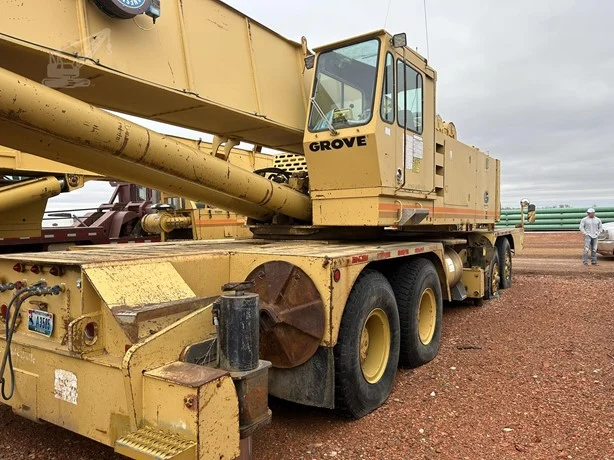 1990 GROVE TMS880E
