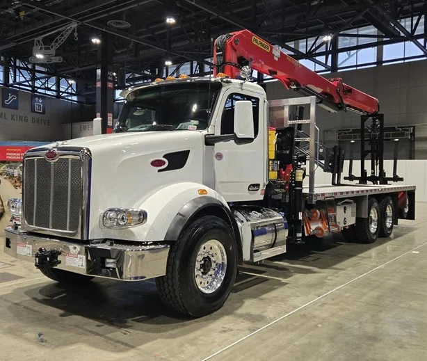 2026 PALFINGER PW42001SH MOUNTED ON 2026 PETERBILT 567