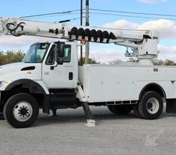 2007 Altec DM47 MOUNTED ON 2007 INTERNATIONAL WORKSTAR 7300