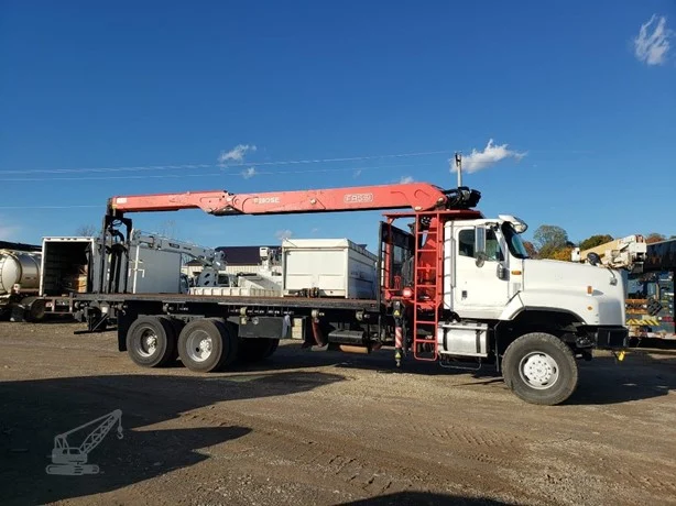 2006 FASSI F280SE.22 MOUNTED ON 2006 INTERNATIONAL PAYSTAR 5600