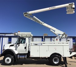 2011 HI RANGER SC42 MOUNTED ON 2011 INTERNATIONAL WORKSTAR 7500
