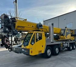 2014 GROVE TMS9000E