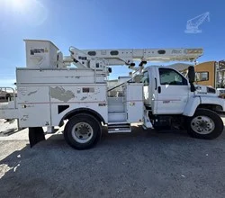 2008 Altec L42M MOUNTED ON 2008 CHEVROLET KODIAK C8500