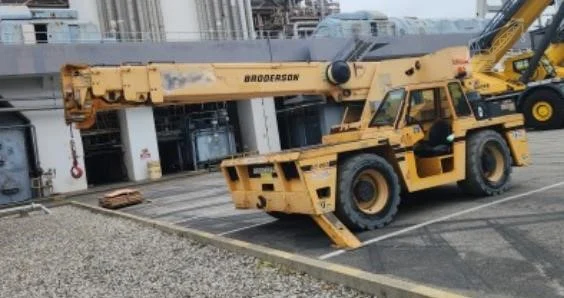 2013 BRODERSON IC200-3H