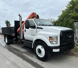 2016 Palfinger PK11001 MOUNTED ON 2016 FORD F750 SD