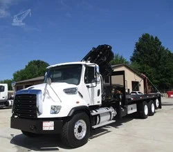 2013 Hiab XS322E-4 HIPRO MOUNTED ON 2013 FREIGHTLINER 114SD