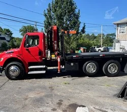 2006 Palfinger PK9001 MOUNTED ON 2006 FREIGHTLINER BUSINESS CLASS M2 106